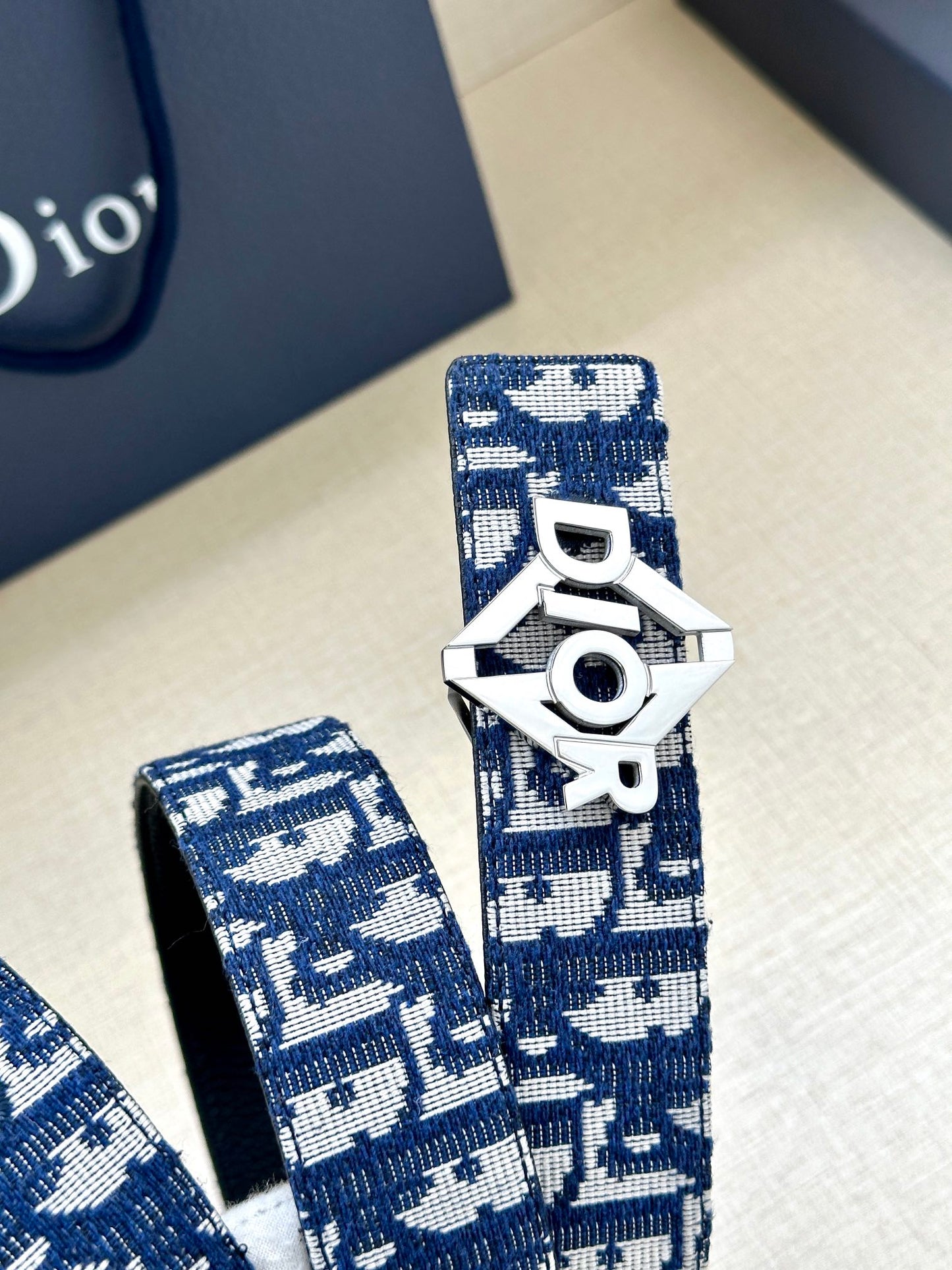 2024 FW new men's gold buckle hollow letter jacquard logo fashionable versatile belt waist belt
