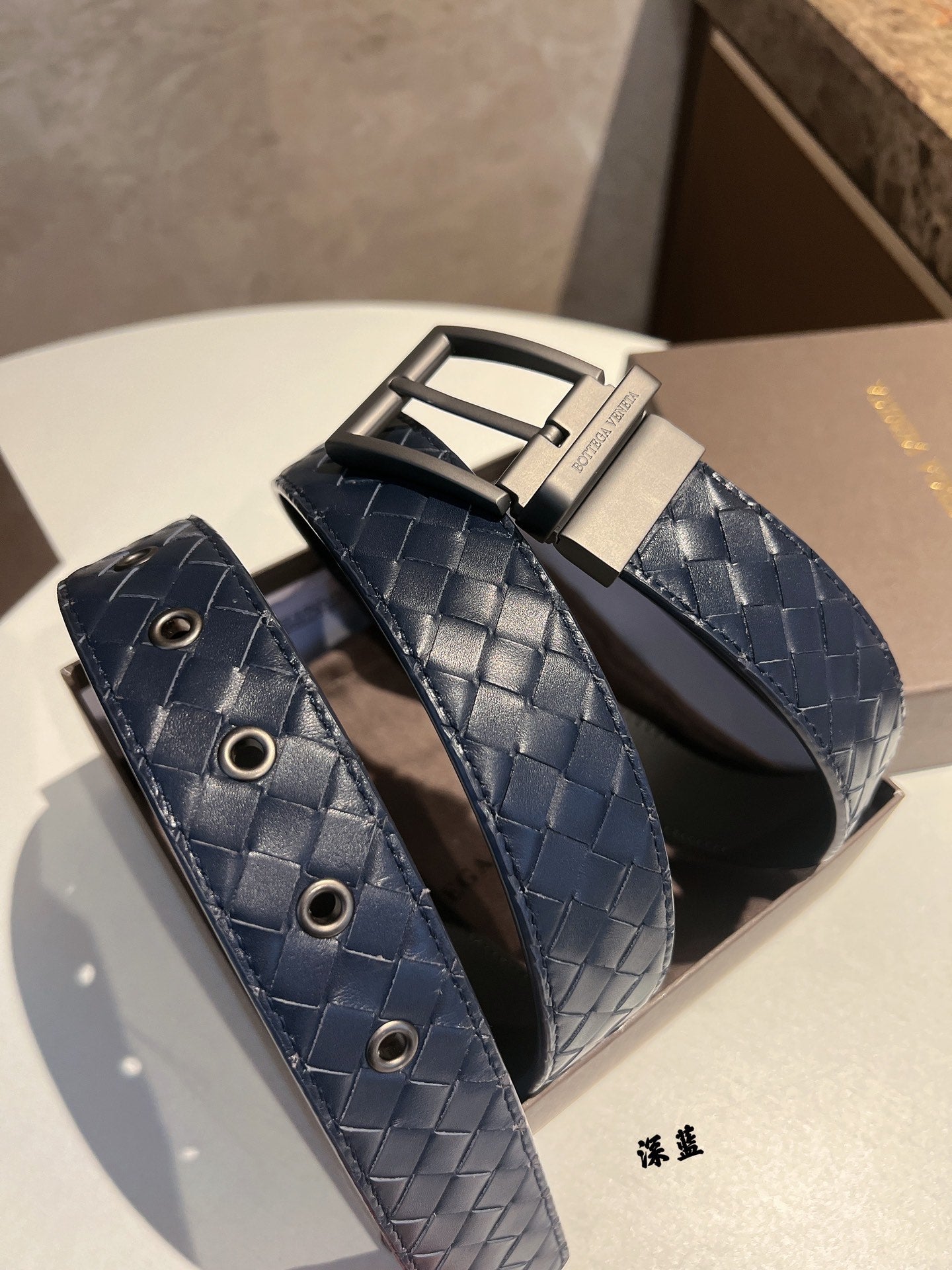 New BV trendy versatile diamond woven men's leather needle buckle belt