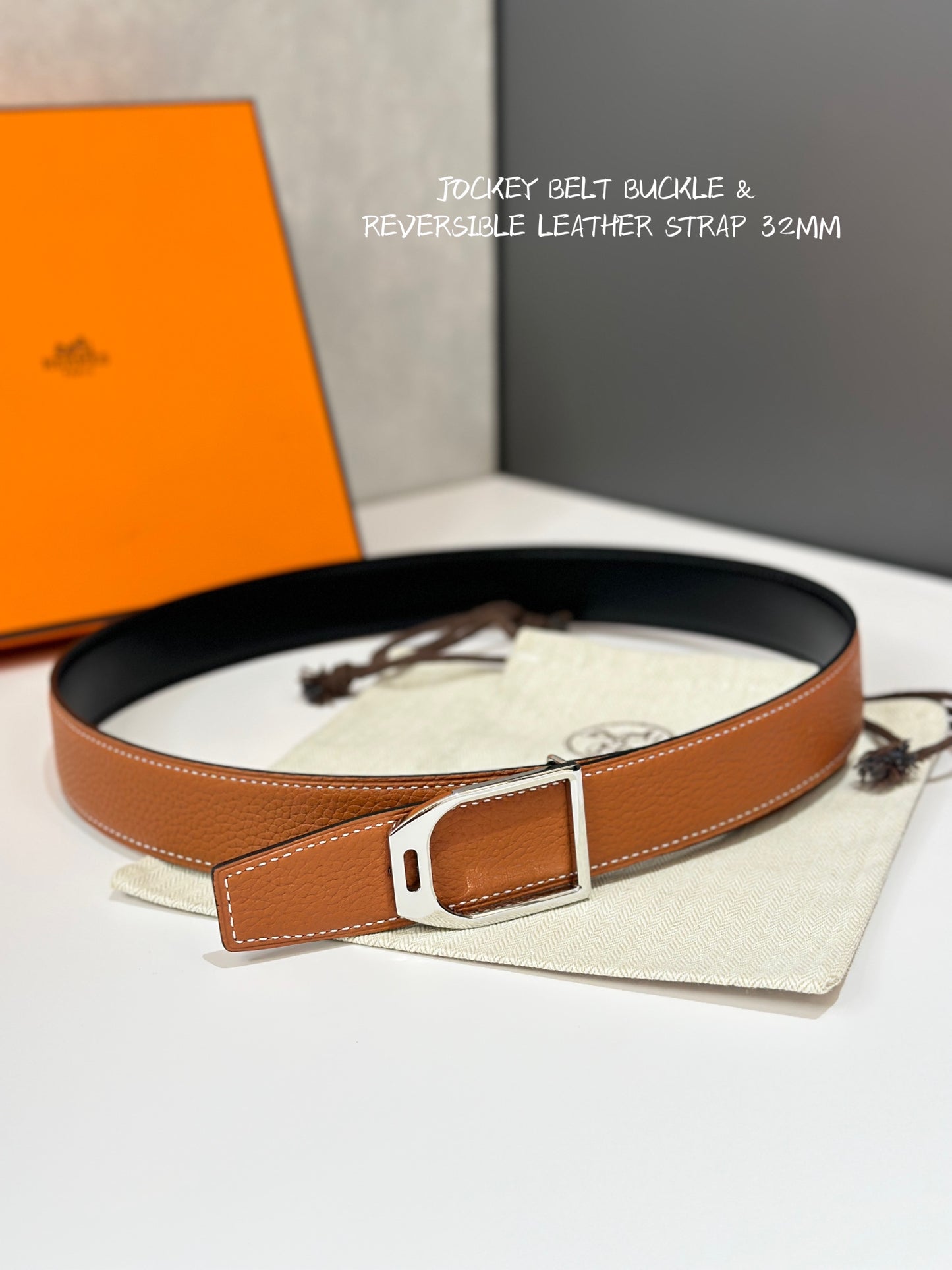 New casual and fashionable men's belt with palladium plated metal stirrup buckle double-sided cow belt