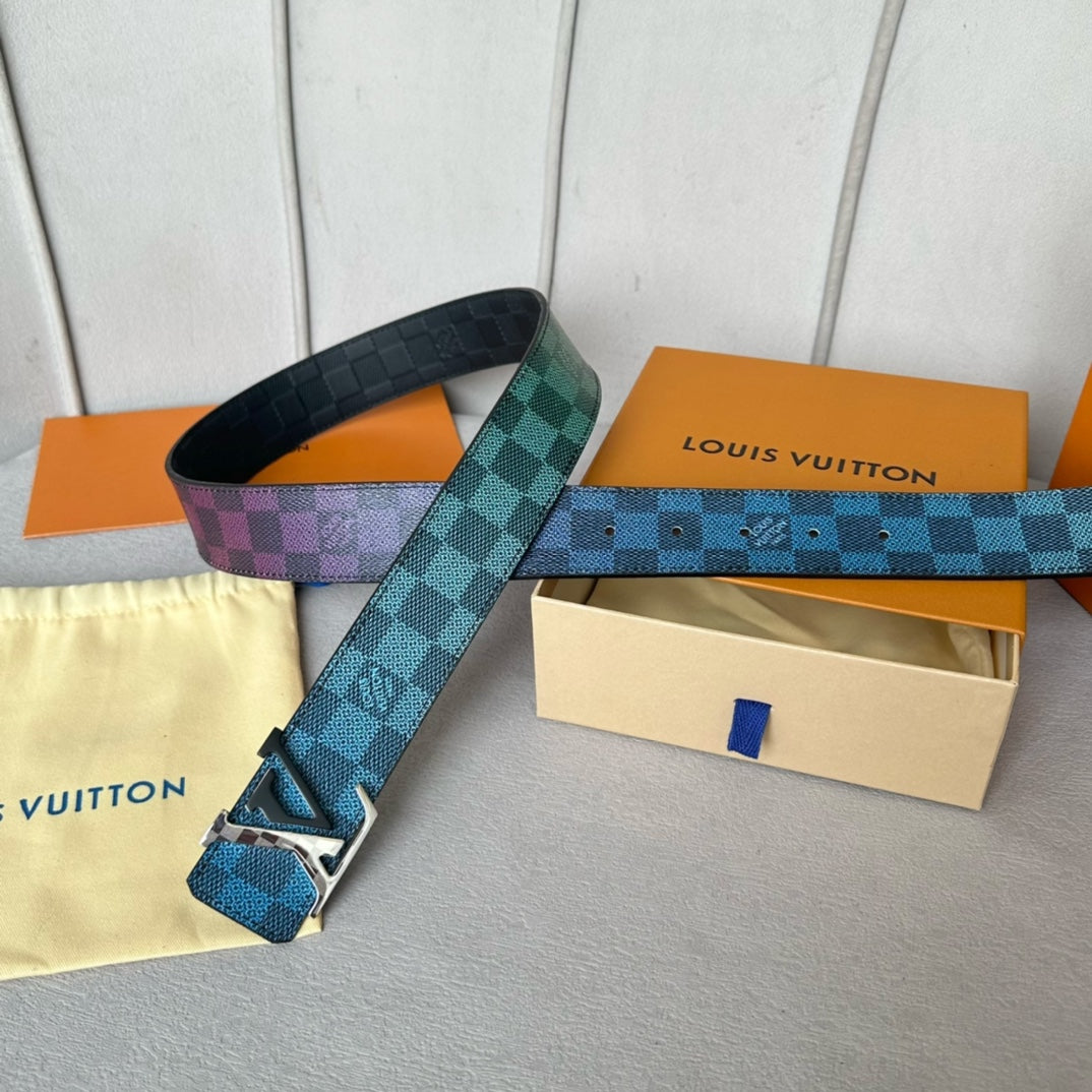 New Fashion Versatile Classic V-Home Light Luxury Old Pattern Cowhide Double sided Genuine Cow Belt