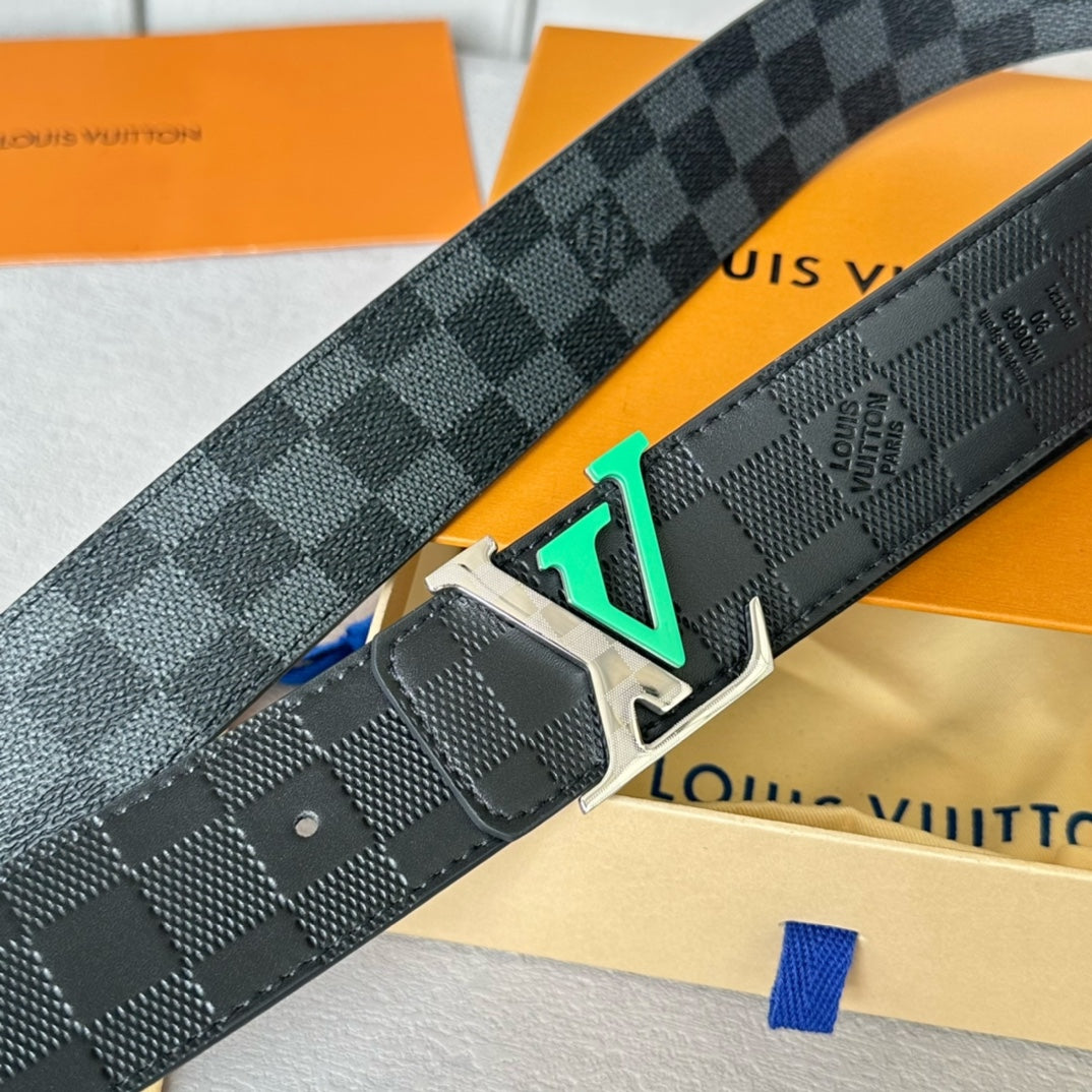 New Fashion Versatile Classic V-Home Light Luxury Old Pattern Cowhide Double sided Genuine Cow Belt