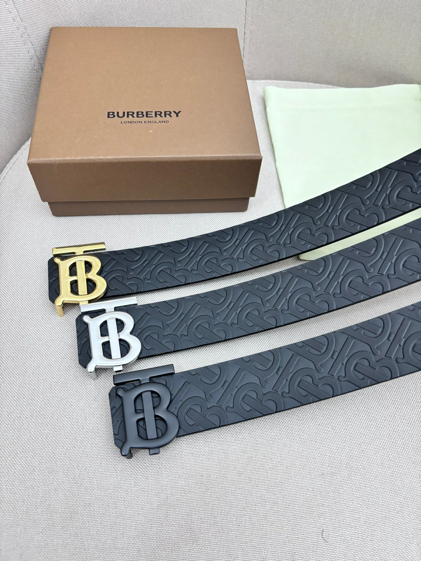 New Fashion Trend TB-L Casual Versatile Men's Logo Pattern Mother Bo Wide Leather Belt Pants Gift Box Set