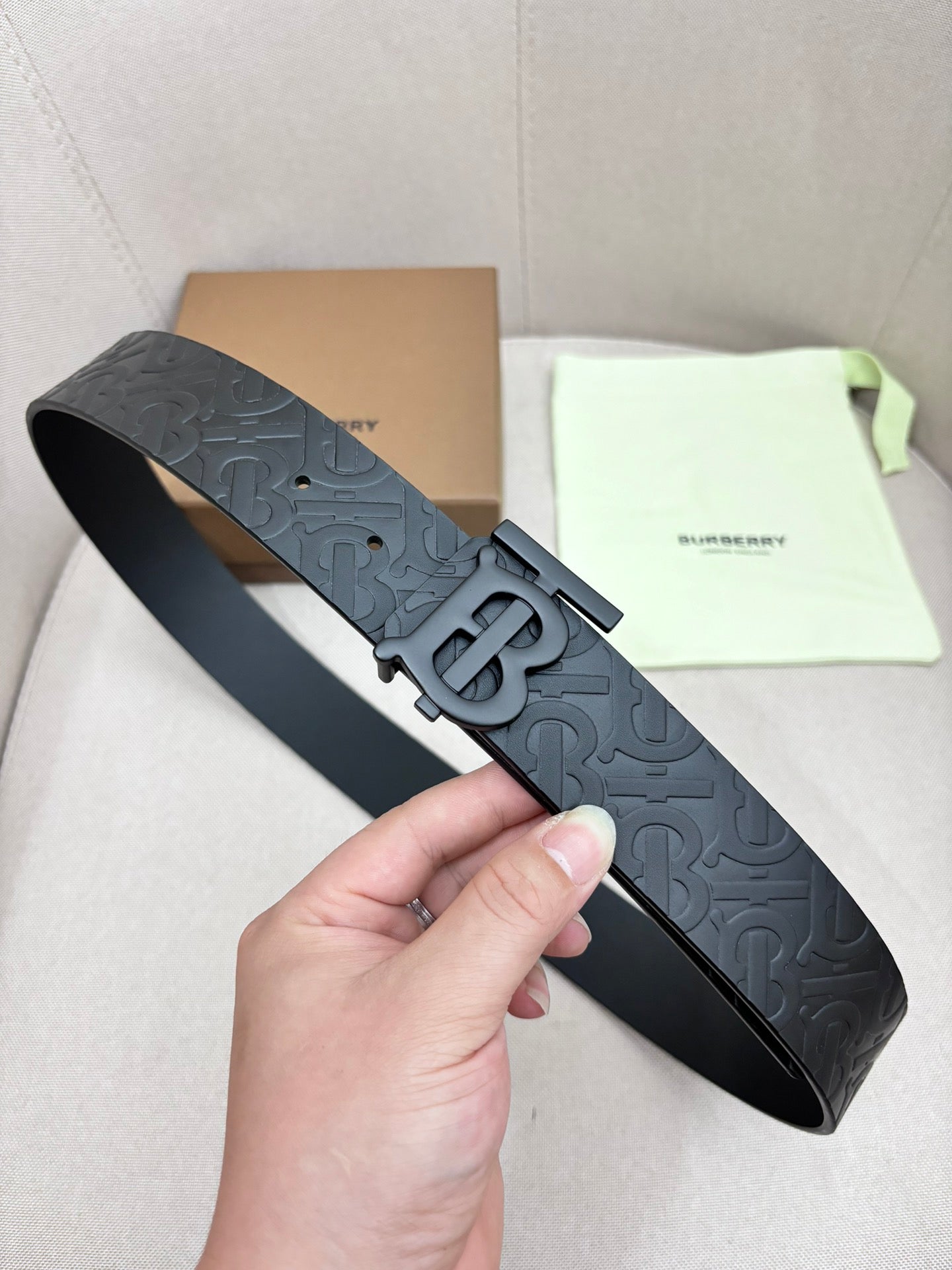 New Fashion Trend TB-L Casual Versatile Men's Logo Pattern Mother Bo Wide Leather Belt Pants Gift Box Set