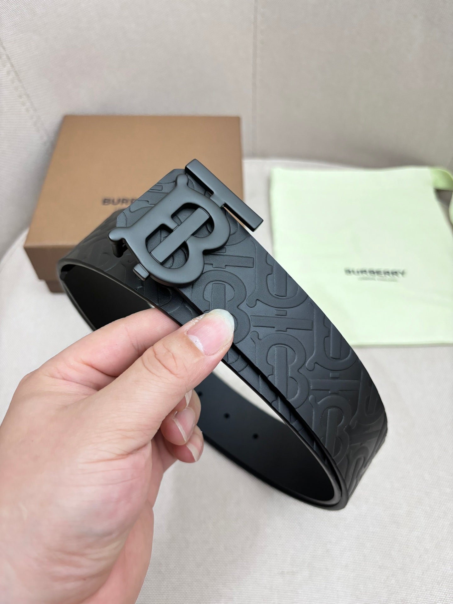 New Fashion Trend TB-L Casual Versatile Men's Logo Pattern Mother Bo Wide Leather Belt Pants Gift Box Set