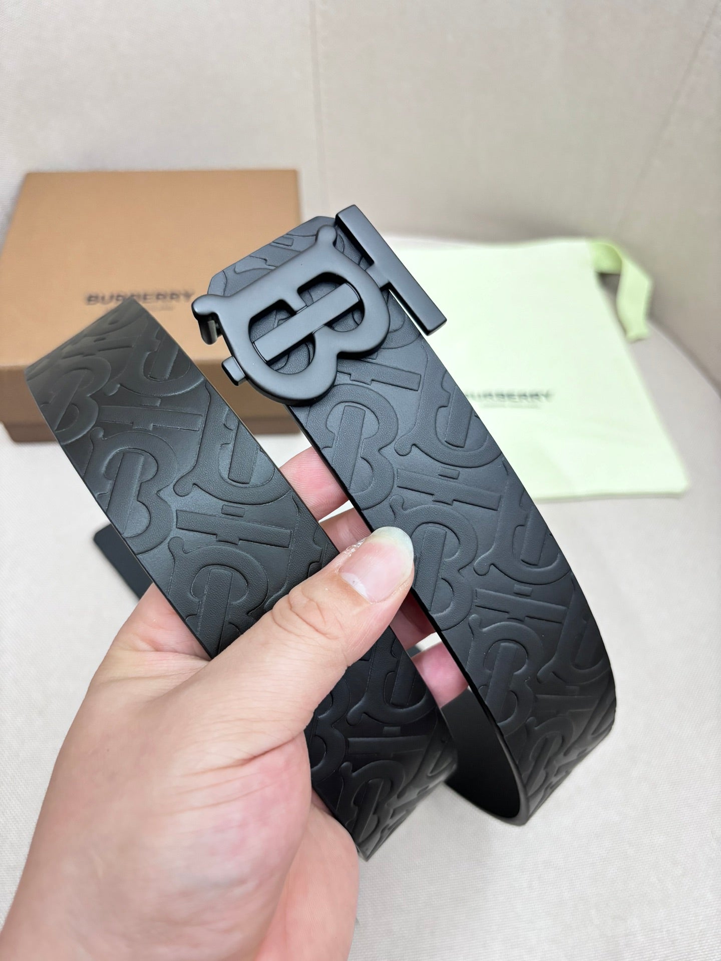 New Fashion Trend TB-L Casual Versatile Men's Logo Pattern Mother Bo Wide Leather Belt Pants Gift Box Set
