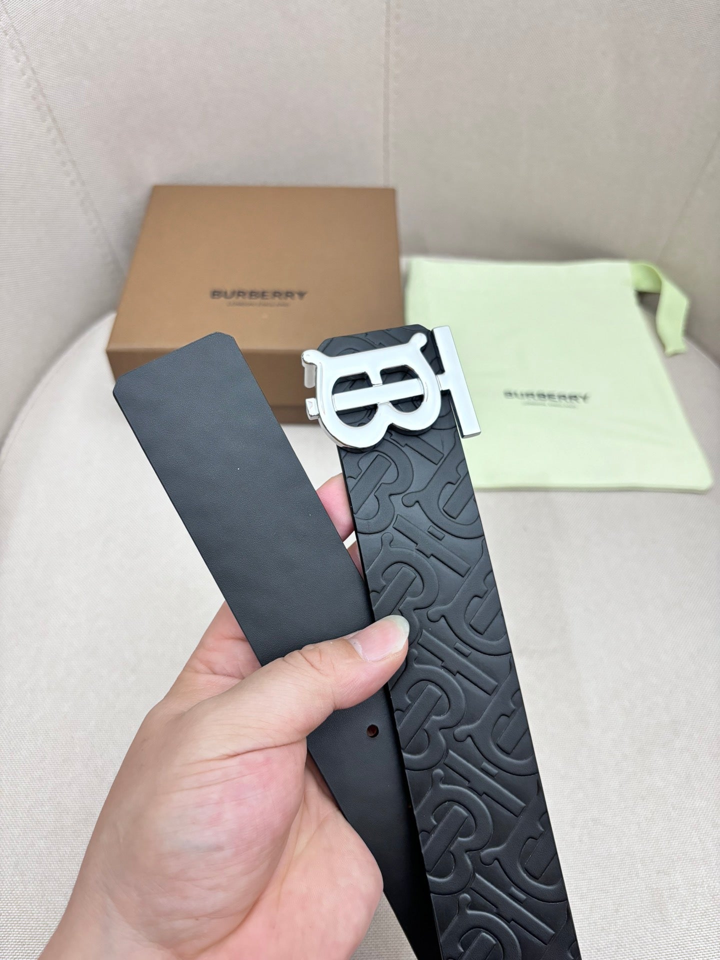 New Fashion Trend TB-L Casual Versatile Men's Logo Pattern Mother Bo Wide Leather Belt Pants Gift Box Set