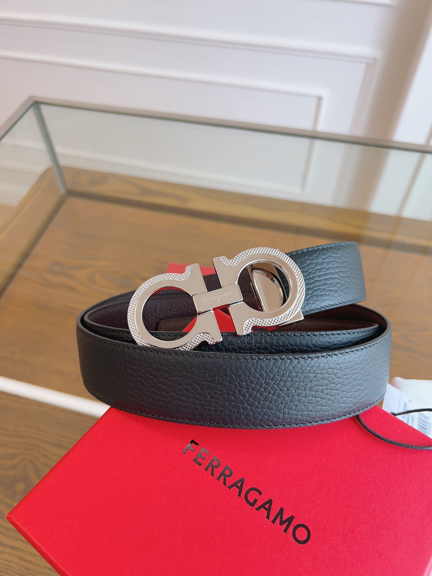 New Light Luxury Versatile Men's Classic Horseshoe Buckle Double sided Cowhide Belt and Strap