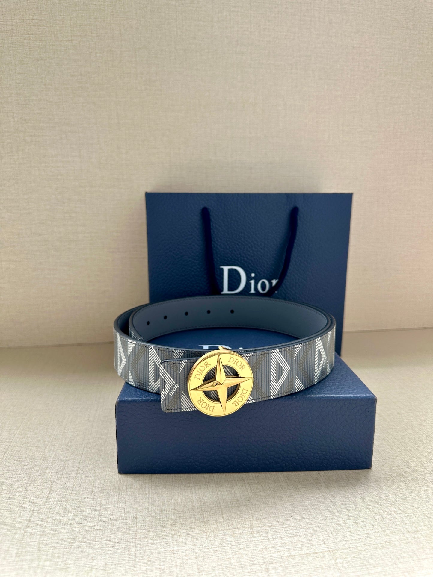 FW new metal emblem round buckle logo fashionable retro print double-sided waist casual smooth buckle waist belt for men