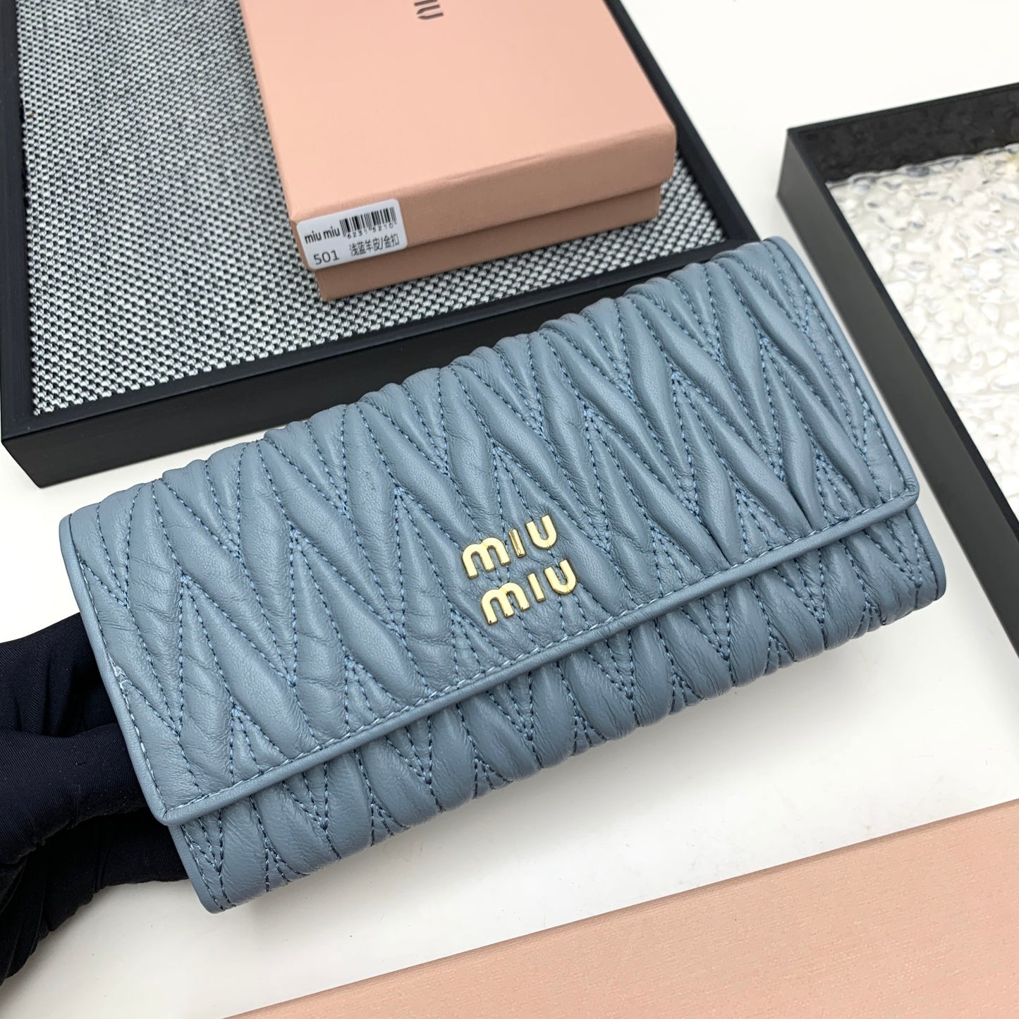 New women's niche light luxury high texture pleated diamond grid long wallet, hand-held bag, card bag