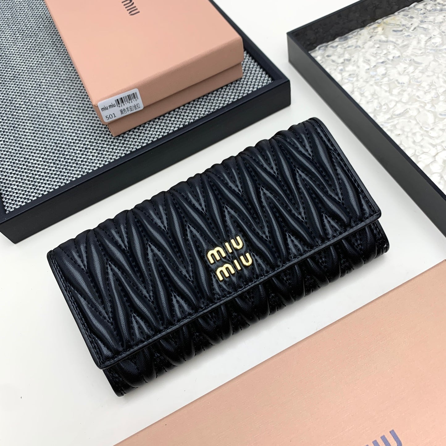 New women's niche light luxury high texture pleated diamond grid long wallet, hand-held bag, card bag