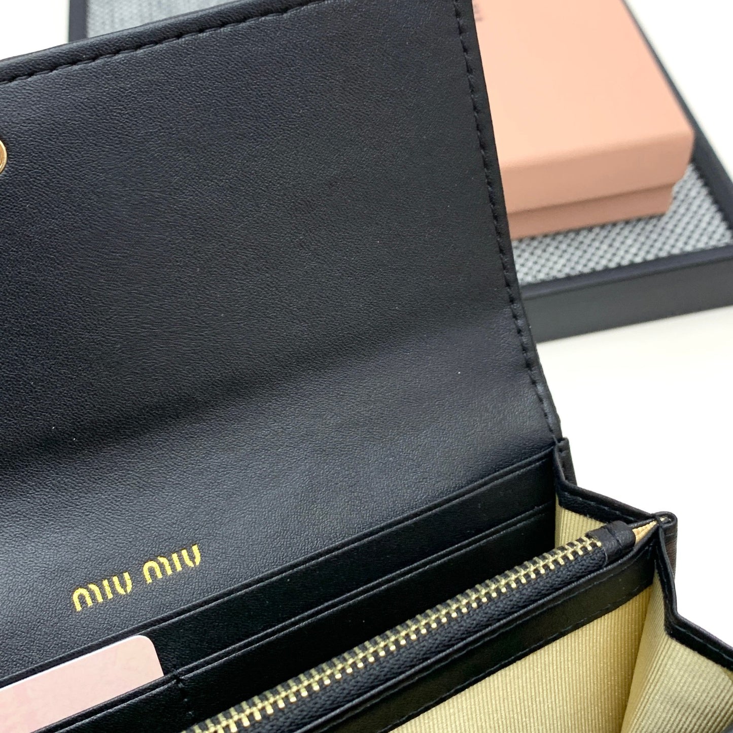 New women's niche light luxury high texture pleated diamond grid long wallet, hand-held bag, card bag