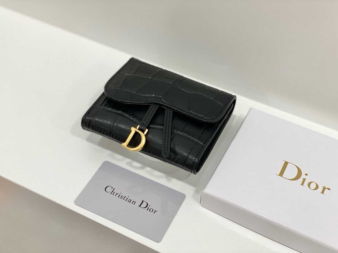 New European and American simple and versatile folding wallet with multiple card slots and buckle for women's short wallet