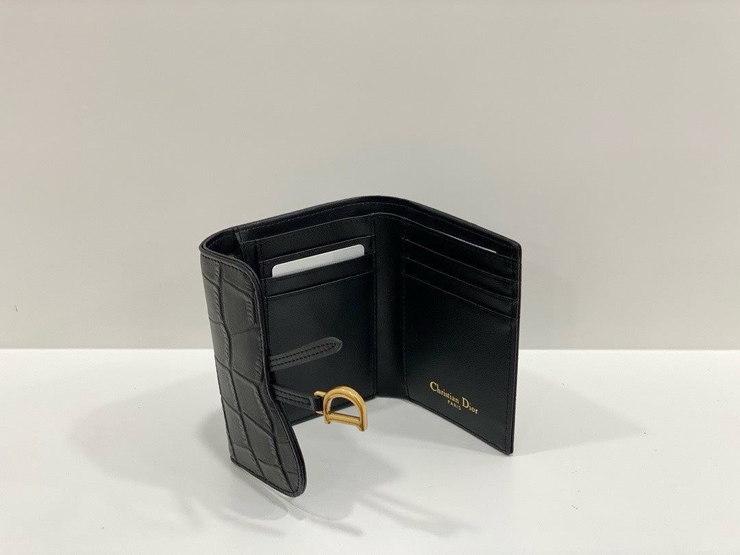 New European and American simple and versatile folding wallet with multiple card slots and buckle for women's short wallet
