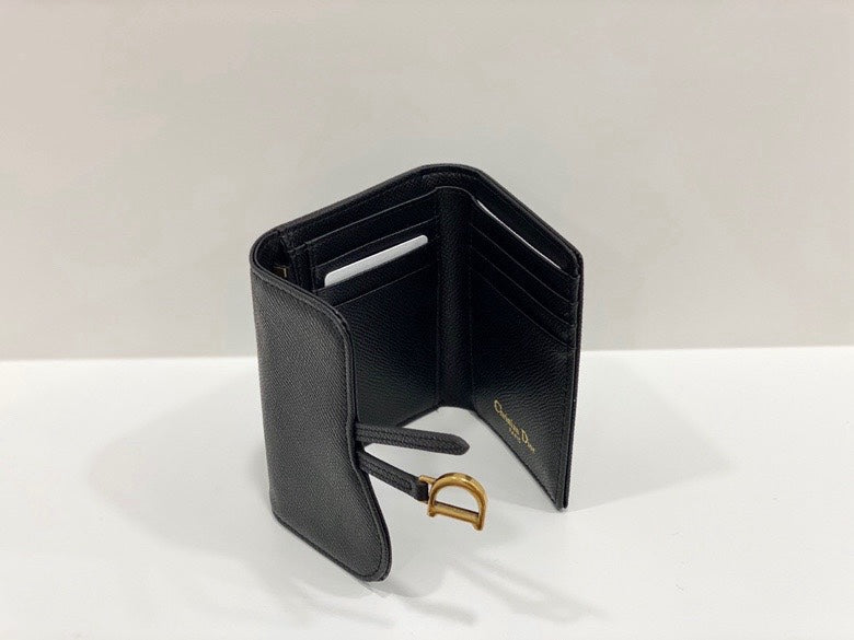 New European and American simple and versatile folding wallet with multiple card slots and buckle for women's short wallet