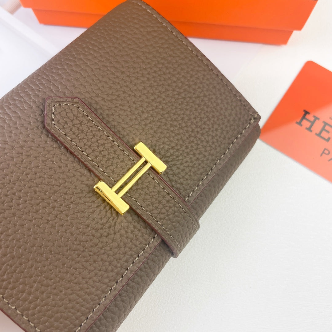 New Fashionable and Exquisite H Family Women's Short and High end Card Bag Wallet