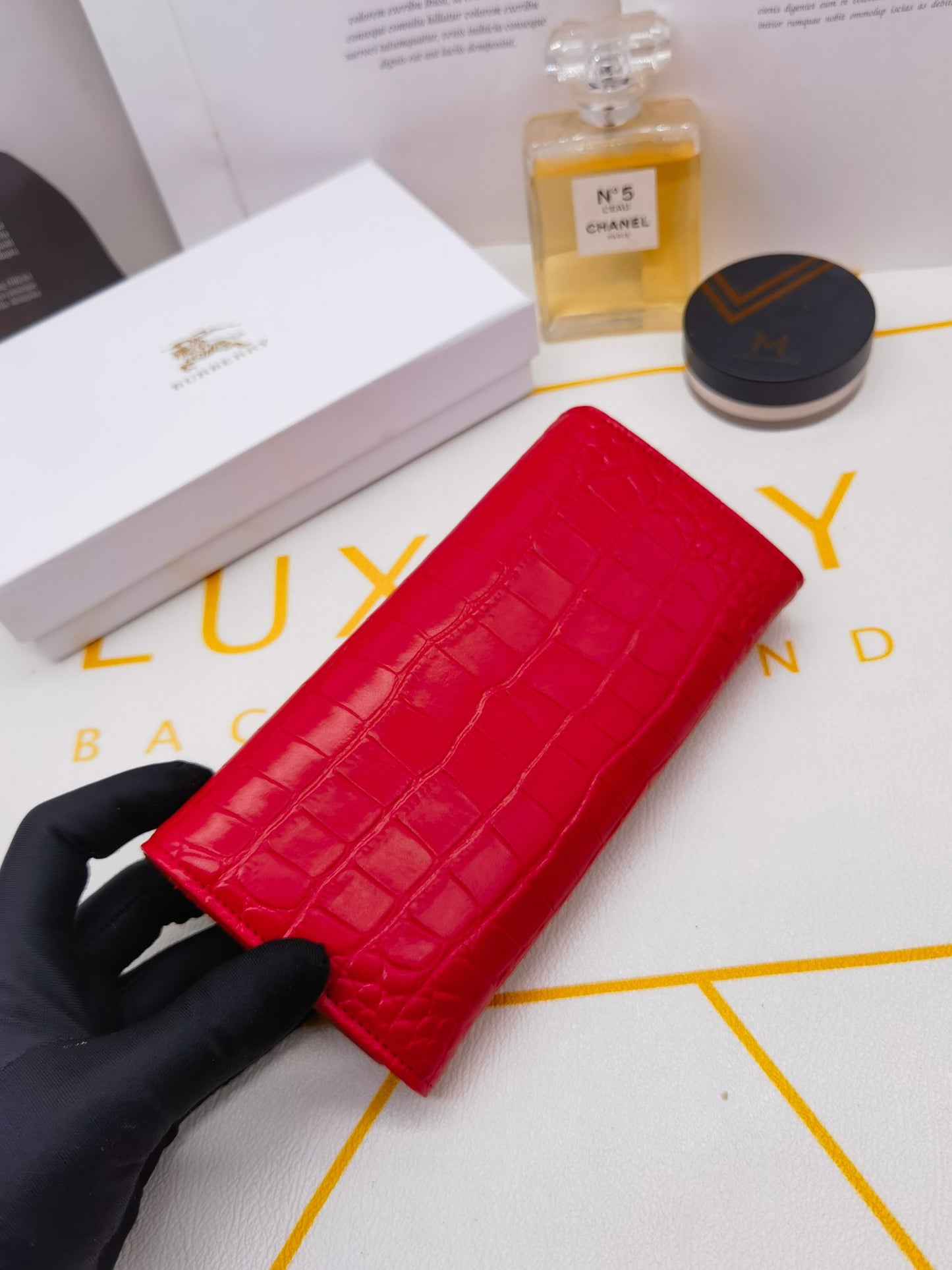 New Fashionable Simple B Home Embossed Light Luxury Women's Long Flip Card Large Capacity Wallet