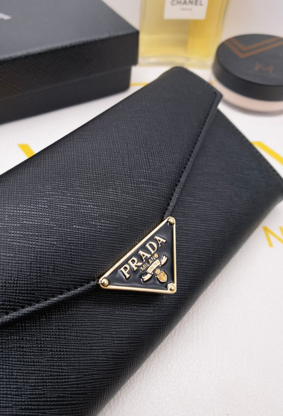 New Fashionable and Versatile Saffiano Light Luxury Women's Long Flip Card Large Capacity Wallet