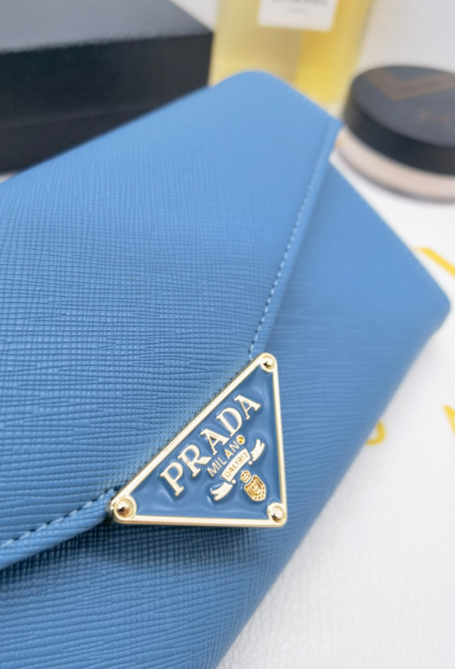 New Fashionable and Versatile Saffiano Light Luxury Women's Long Flip Card Large Capacity Wallet