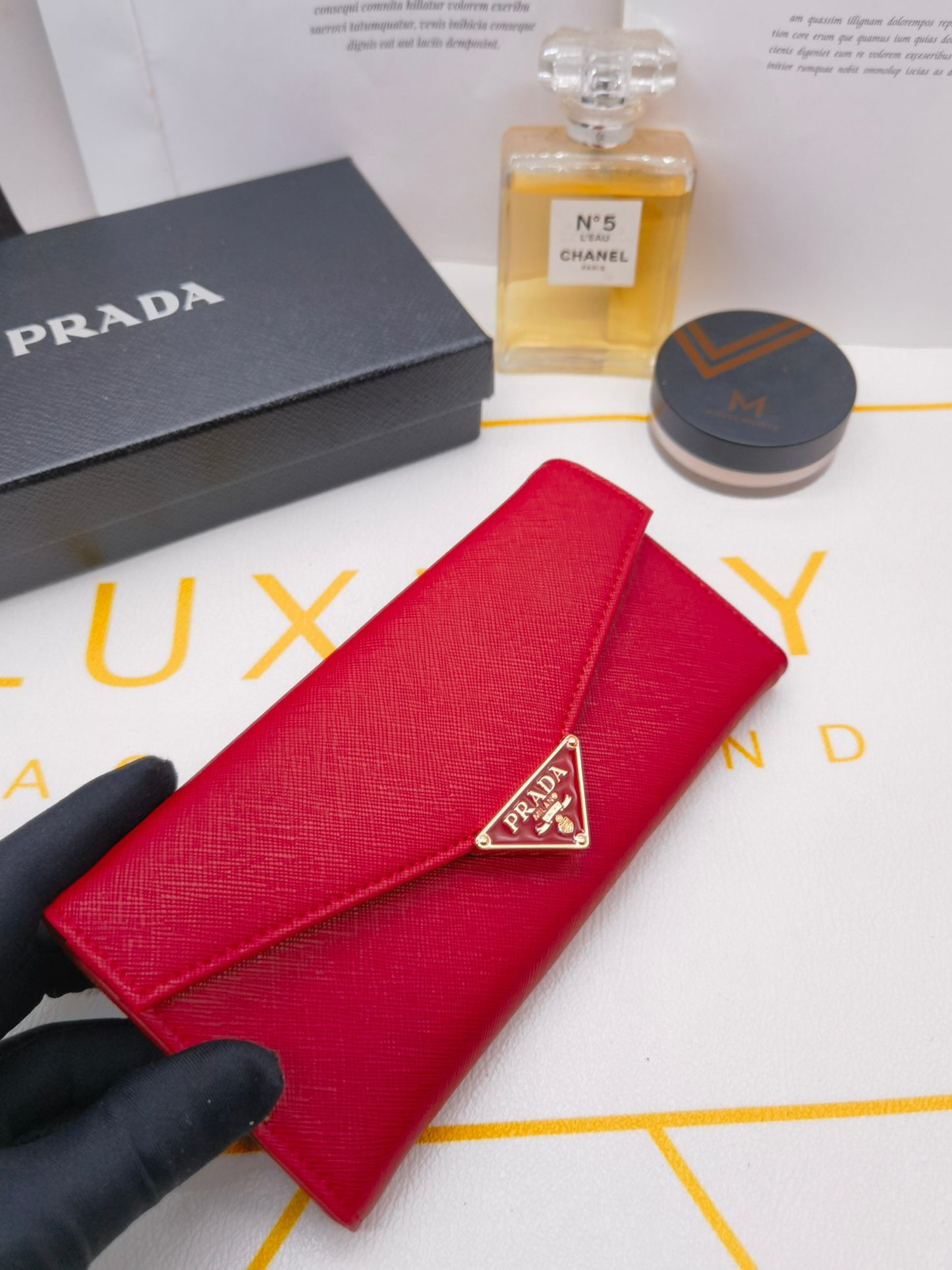 New Fashionable and Versatile Saffiano Light Luxury Women's Long Flip Card Large Capacity Wallet