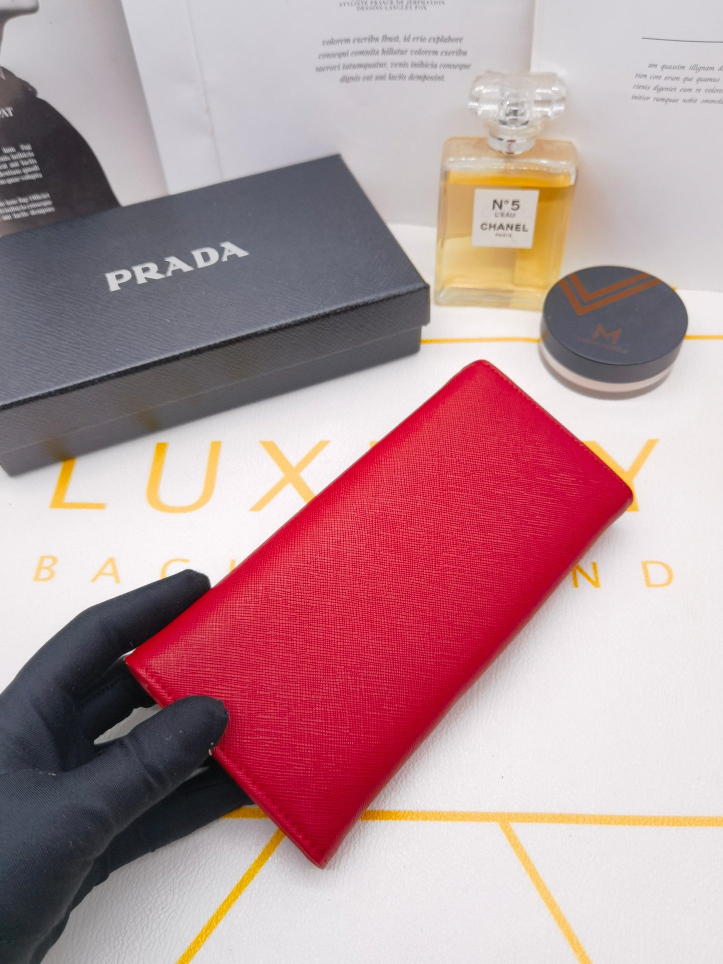 New Fashionable and Versatile Saffiano Light Luxury Women's Long Flip Card Large Capacity Wallet