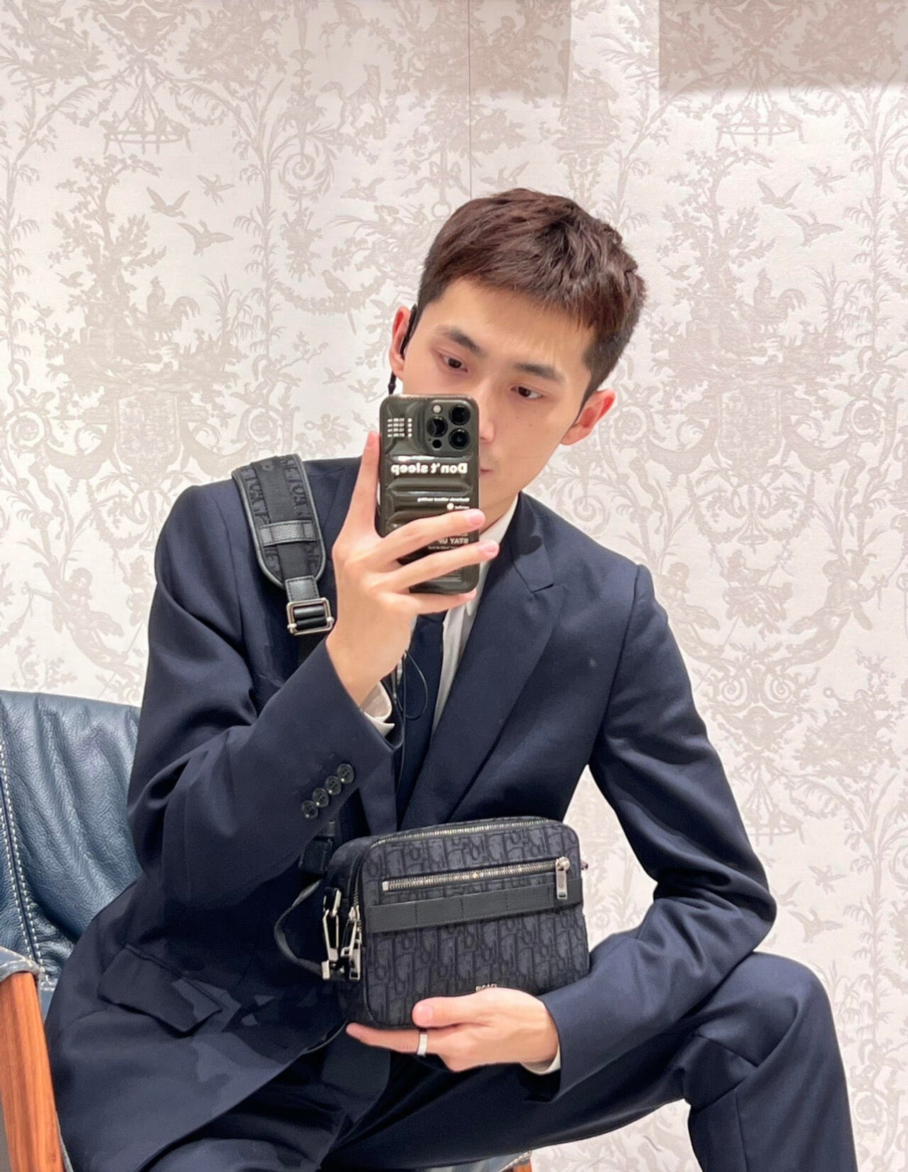 New Men's Postman Bag Double Zipper Camera Bag Retro Cowhide Jacquard Embroidery Shoulder Bag Crossbody Bag Messenger Bag