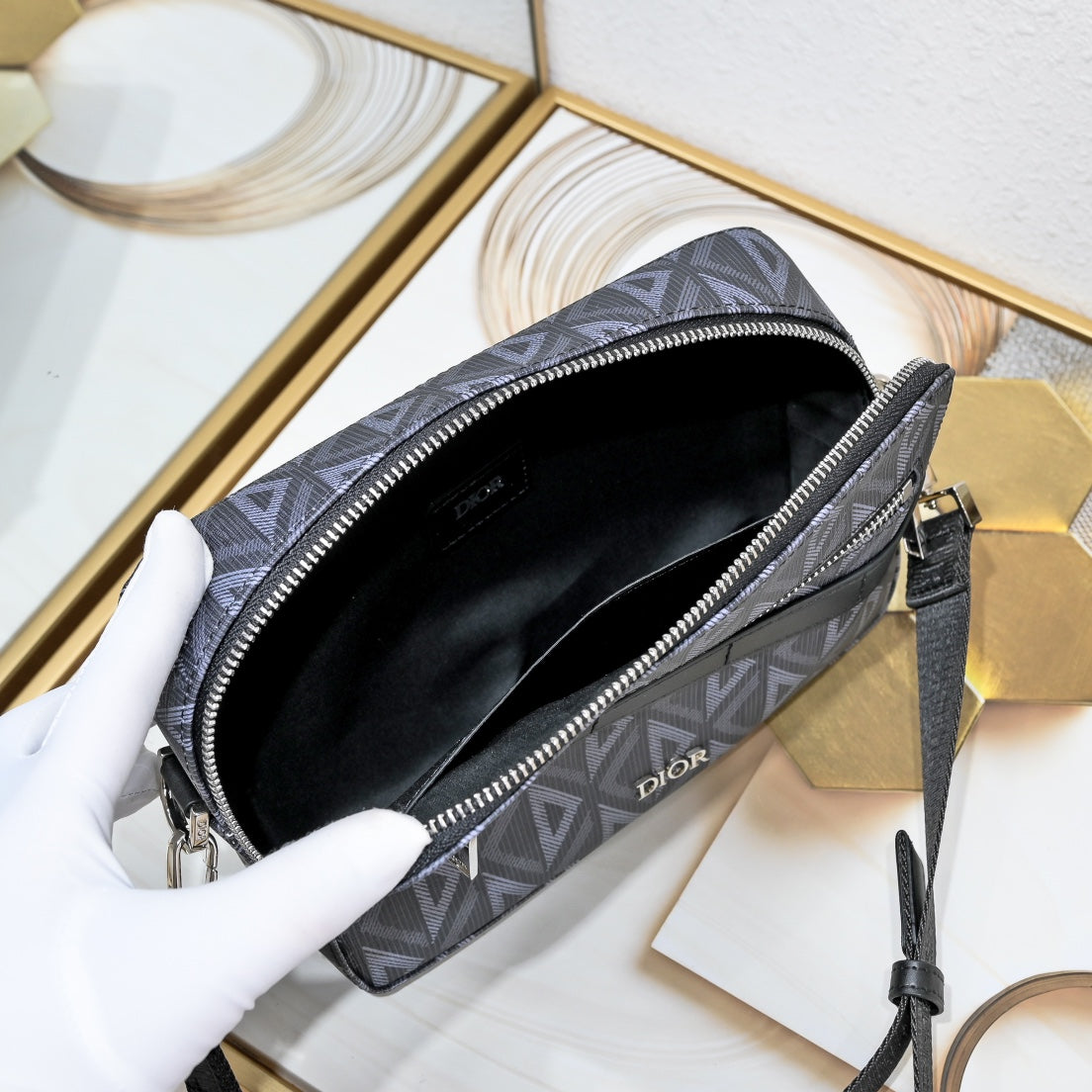 New Men's Postman Bag Double Zipper Camera Bag Retro Cowhide Jacquard Embroidery Shoulder Bag Crossbody Bag Messenger Bag