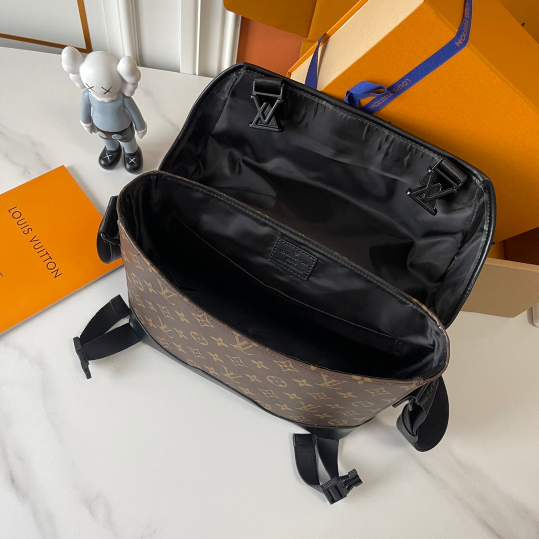 New high-quality fashion trend VOYAGER series men's presbyopia messenger bag crossbody bag