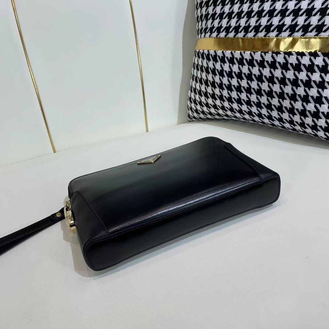 High quality new fashionable business leather password lock bag from Europe and America, men's top layer cowhide handbag, casual soft leather wallet