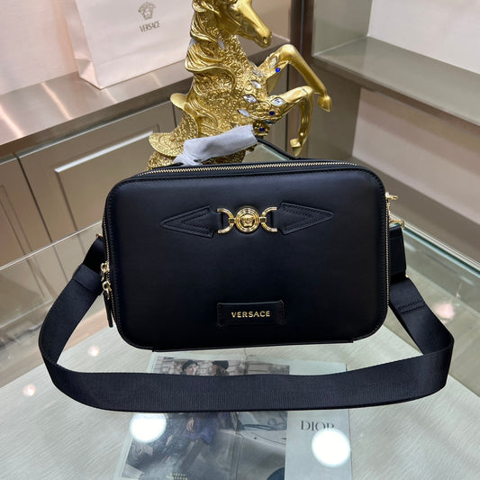High quality European and American new fashion trend light luxury Medusa Biggie men's versatile cowhide leather crossbody, single shoulder, hand-held mailman bag