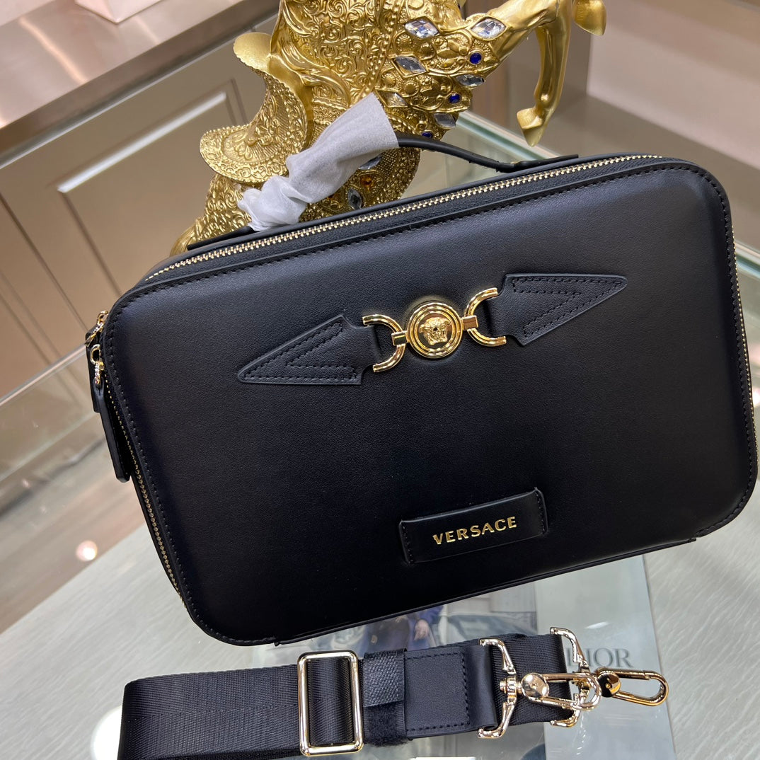 High quality European and American new fashion trend light luxury Medusa Biggie men's versatile cowhide leather crossbody, single shoulder, hand-held mailman bag