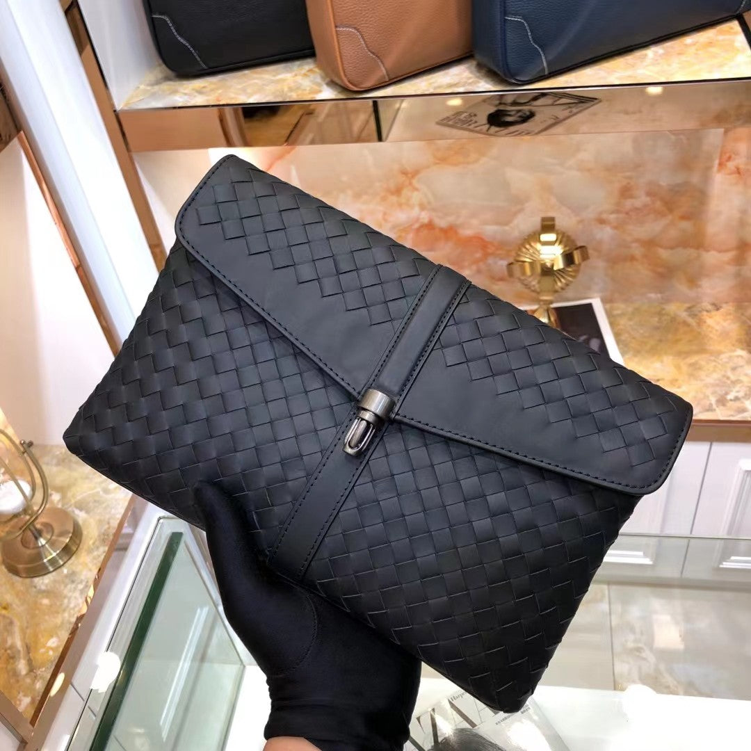 New Light Luxury European and American Fashion Leisure High Quality Tire Leather Large Flip Lock Braided Business Men's Handbag
