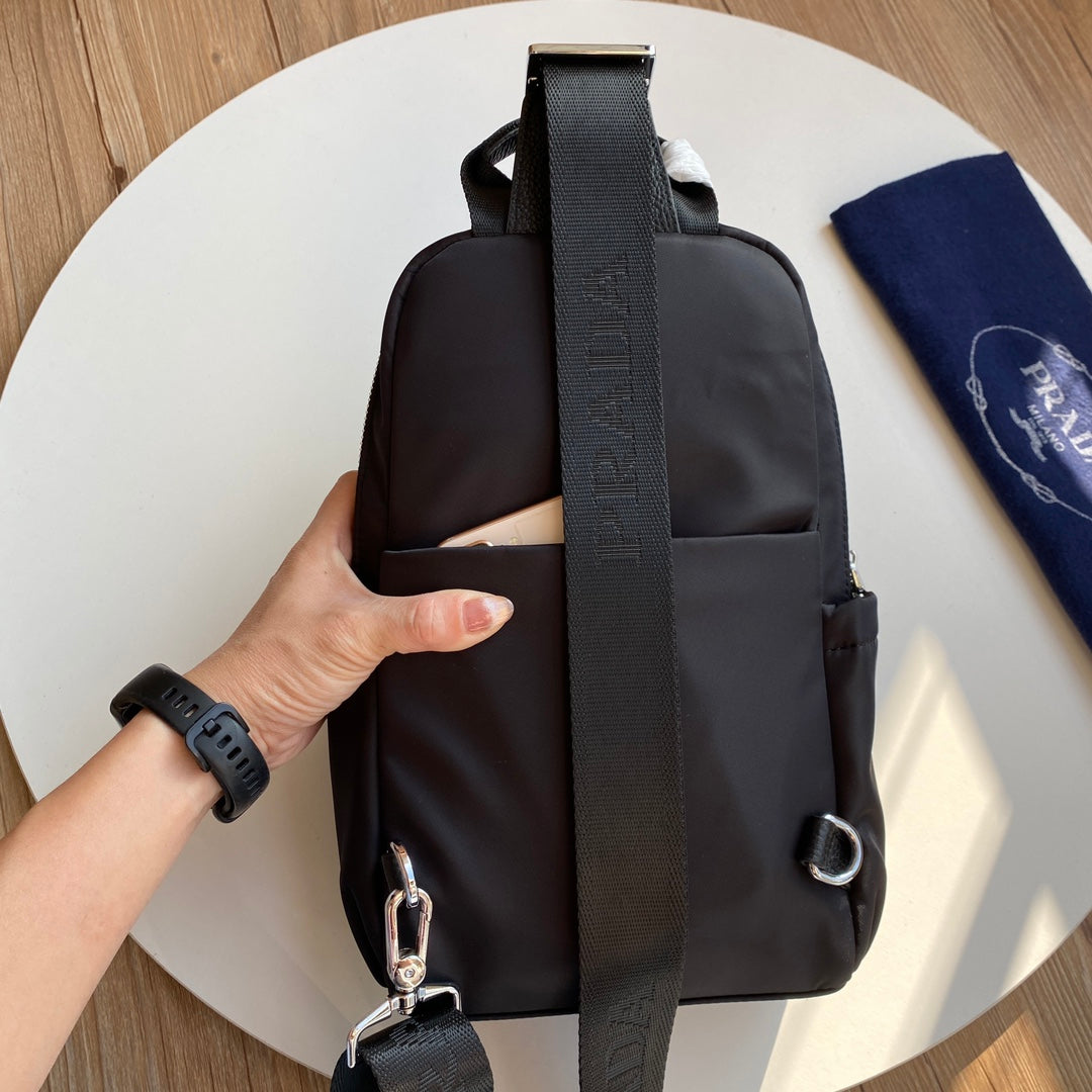 New fashion trend men's casual chest bag crossbody bag versatile single shoulder multifunctional backpack chest bag