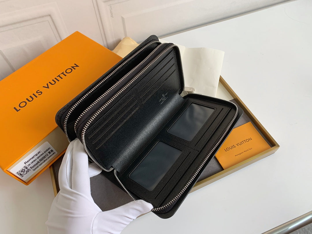 NEW Large Capacity Men's Presbyopia Long Style Double layer Zipper Handheld Foreskin Clip Phone Bag Wallet