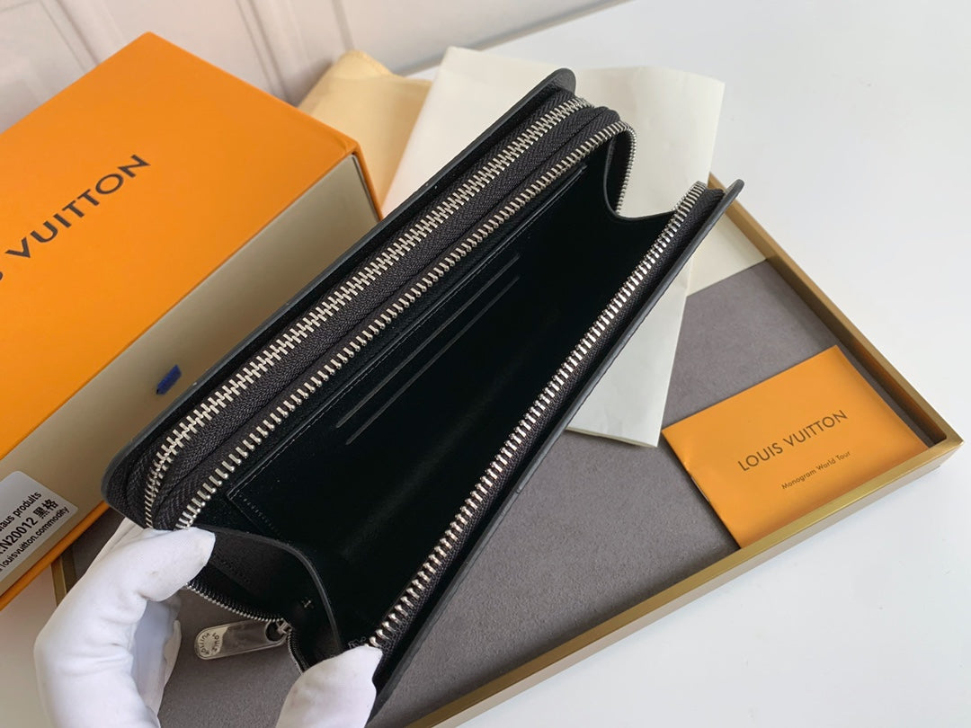 NEW Large Capacity Men's Presbyopia Long Style Double layer Zipper Handheld Foreskin Clip Phone Bag Wallet