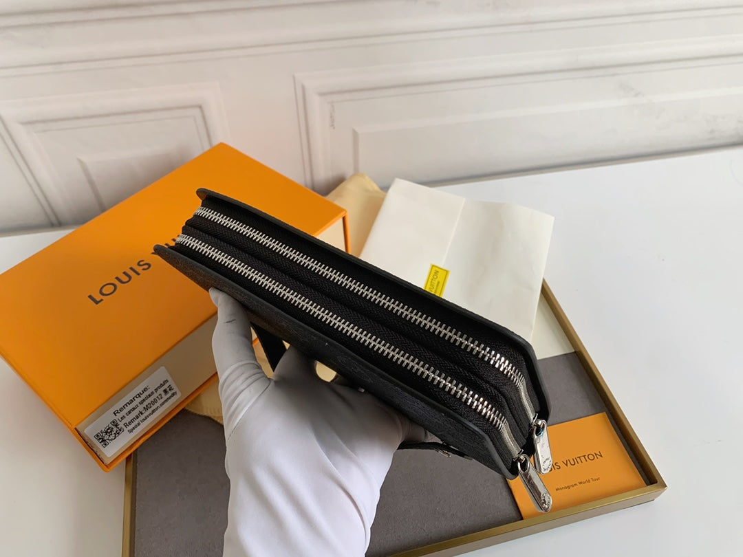 NEW Large Capacity Men's Presbyopia Long Style Double layer Zipper Handheld Foreskin Clip Phone Bag Wallet