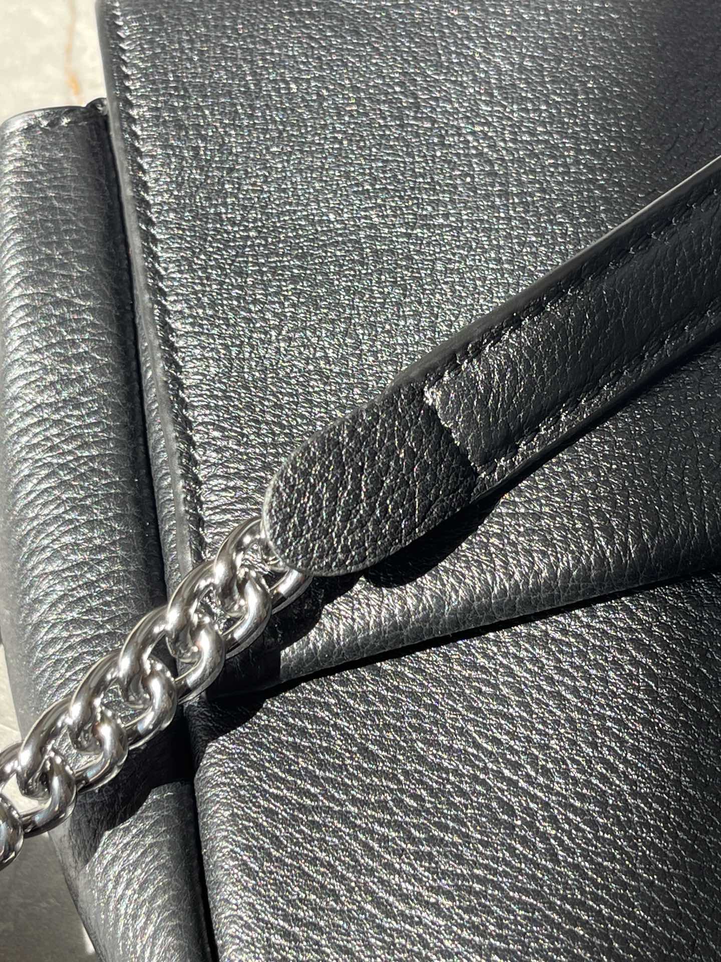 European and American high-quality new fashion trend Baguette light luxury cowhide handbag, single shoulder cross fashion women's bag