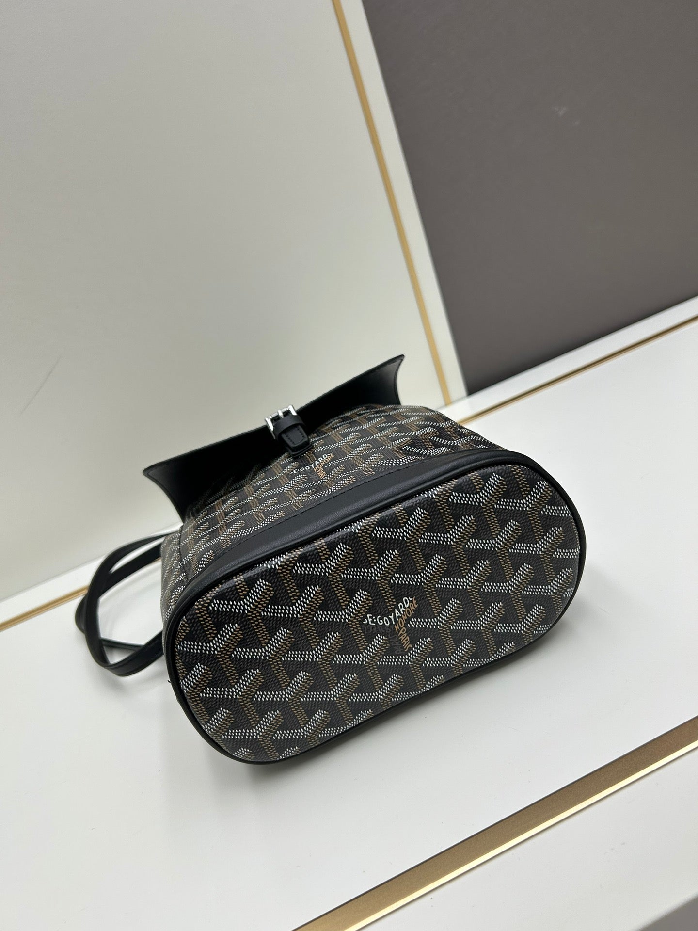 New Fashionable and Stylish Alpin Mini Women's Style Backpack with Old Flower Full Print Leather Backpack, Single Shoulder Crossbody Bag