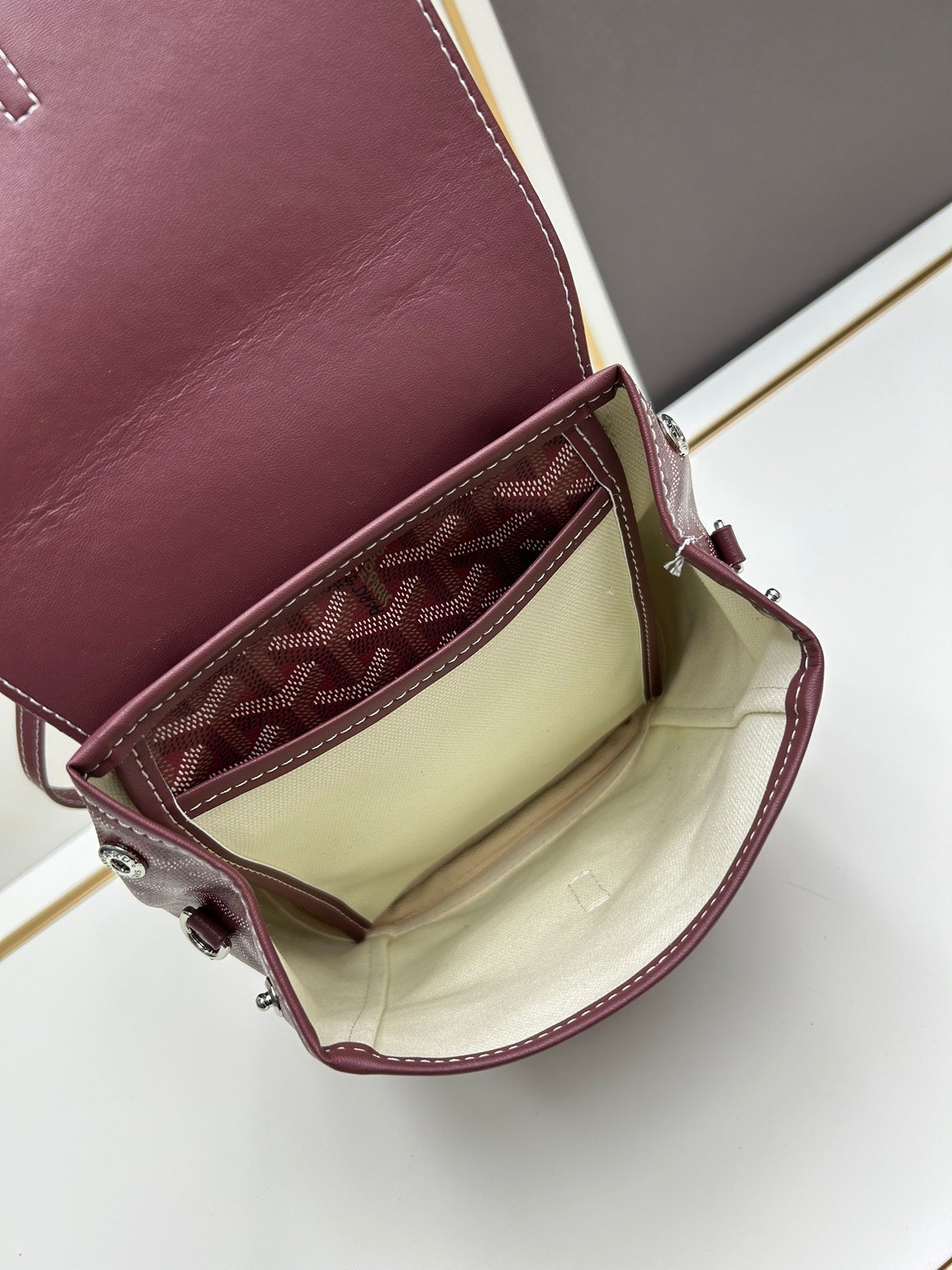 New Fashionable and Stylish Alpin Mini Women's Style Backpack with Old Flower Full Print Leather Backpack, Single Shoulder Crossbody Bag