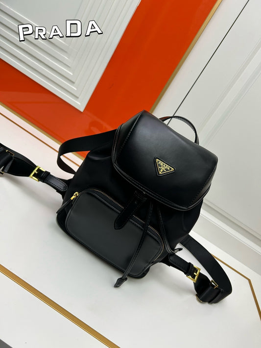 New Fashion PRADA Lightweight Luxury Leisure Women's Multi functional Travel Backpack