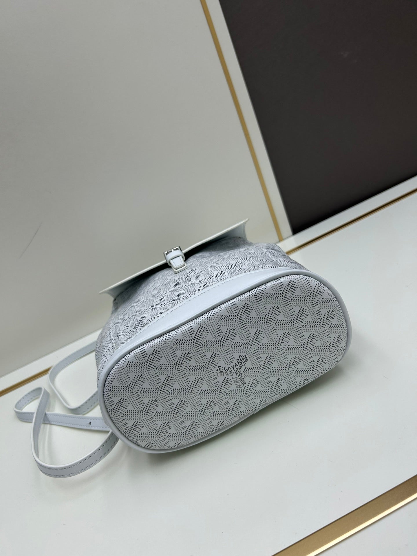 New Fashionable and Stylish Alpin Mini Women's Style Backpack with Old Flower Full Print Leather Backpack, Single Shoulder Crossbody Bag