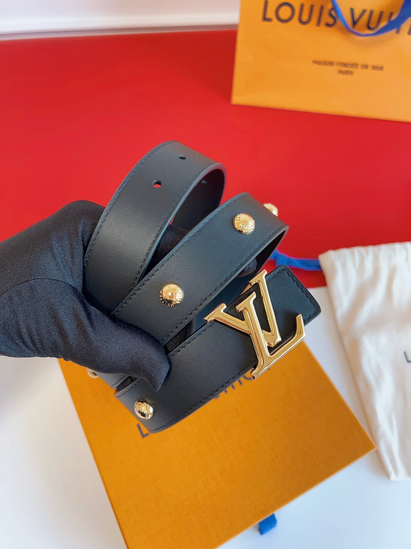 New Pretty  canvas calf leather double-sided belt belt, fashionable and versatile decoration, wide shorts skirt, high-end feeling, paired with jeans belt