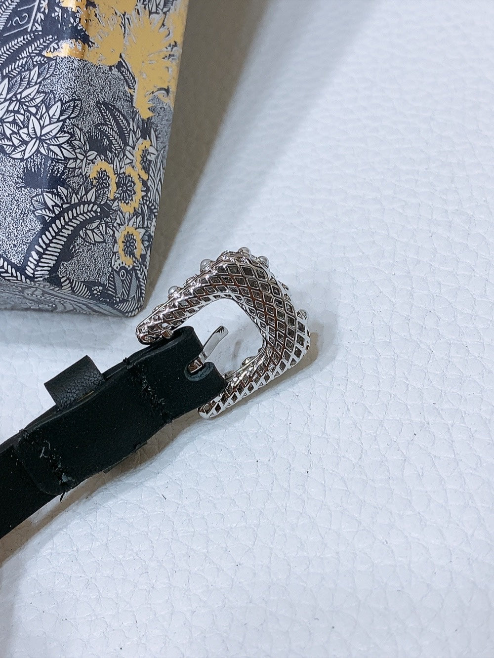 New Women's Leather Shining Crystal Belt 10MM