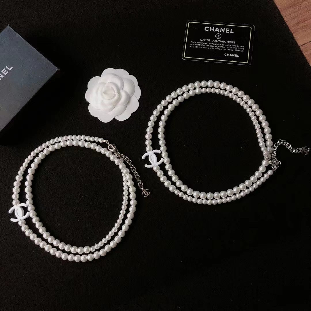 New Fashion Trends Show Pearl Necklace