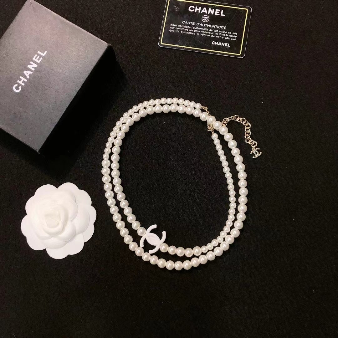New Fashion Trends Show Pearl Necklace
