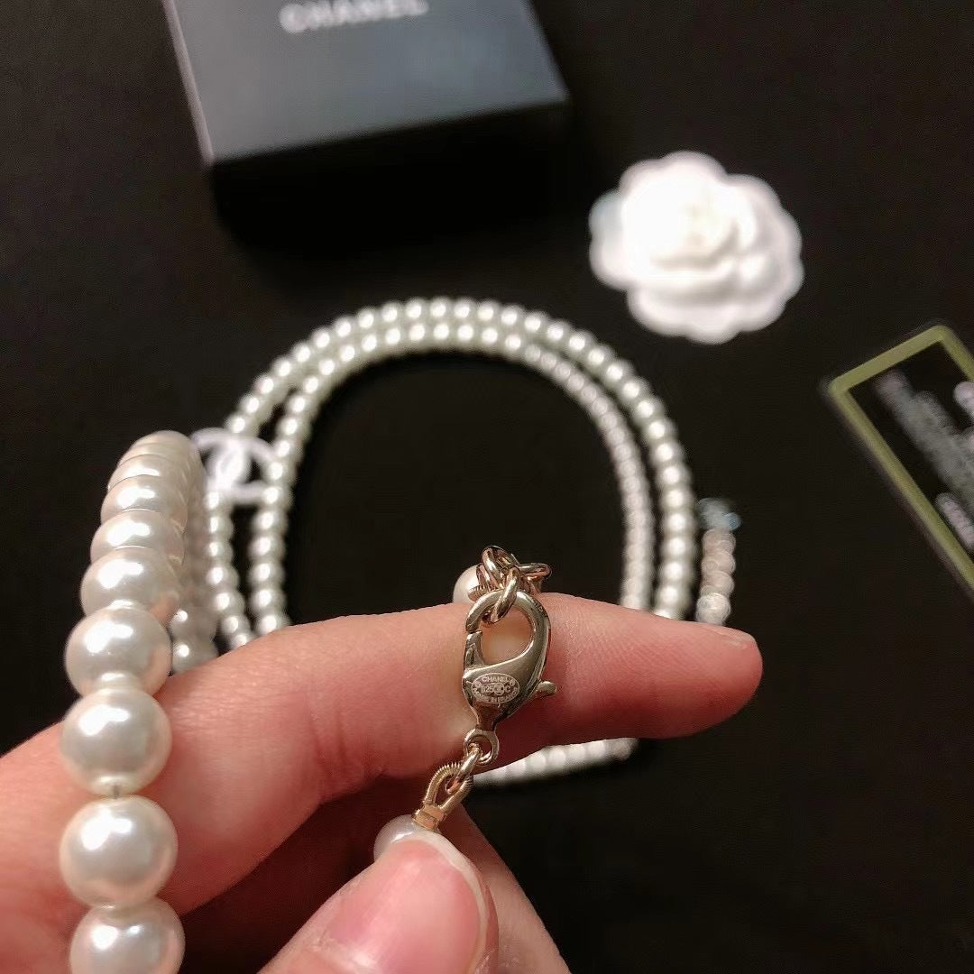 New Fashion Trends Show Pearl Necklace