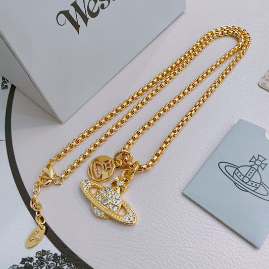 New Fashion Trends  Queen Dowager Saturn 🪐✨ High quality classic Saturn necklace for both men and women!