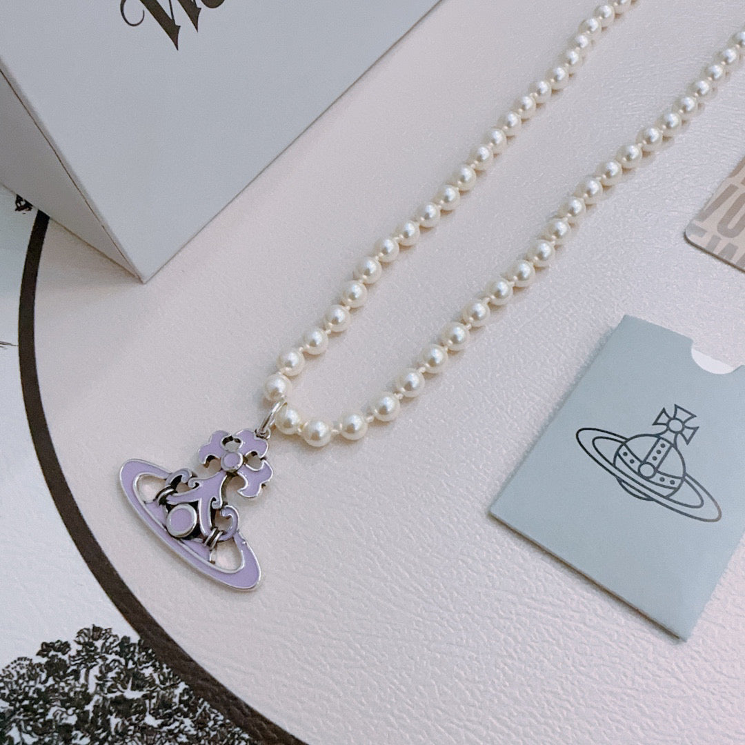 New Fashion Trends  Queen of Saturn 🪐✨  High quality classic Saturn pearl necklace, suitable for both men and women