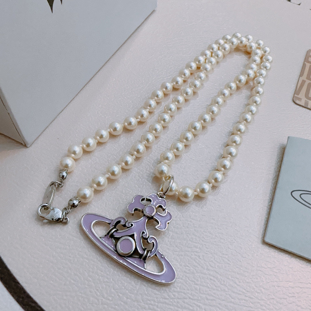 New Fashion Trends  Queen of Saturn 🪐✨  High quality classic Saturn pearl necklace, suitable for both men and women