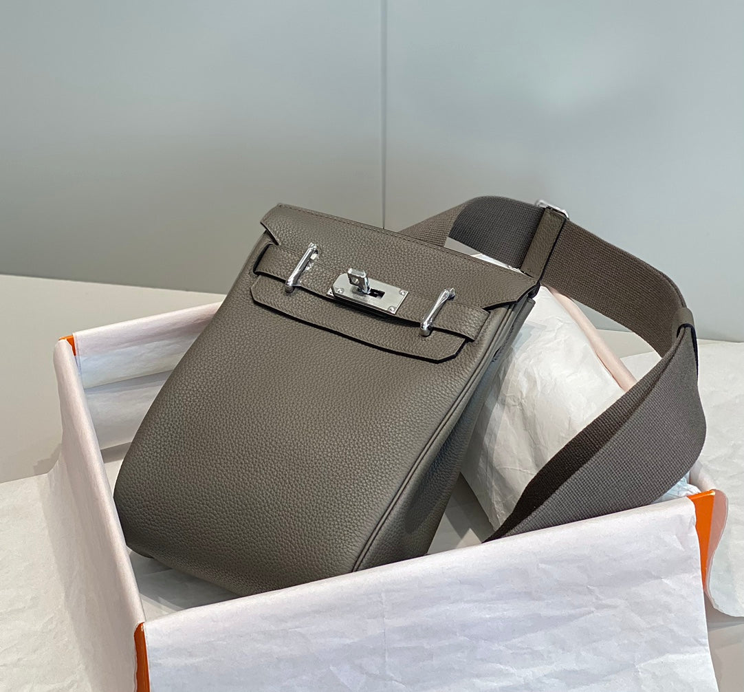 New luxury fashion Bkc Hac a dos Shoulder&Chest&Backpack