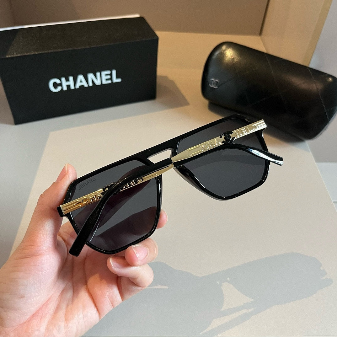 New fashion star with large frame sunglasses